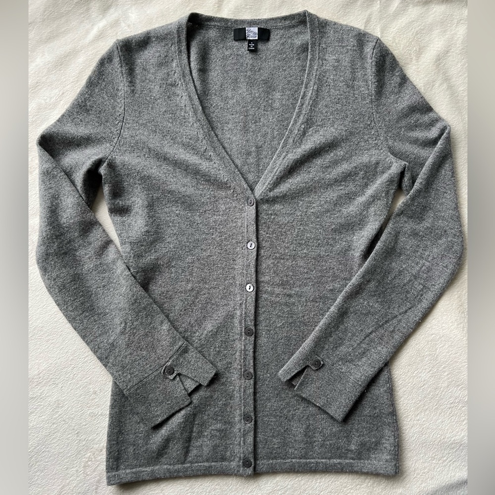 Saks Fifth Avenue Cashmere V-Neck Cardigan Grey
